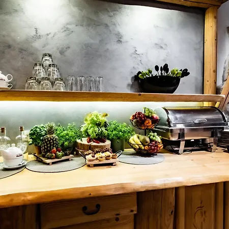 Zapotoczny 3* 자브