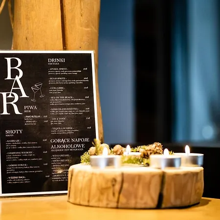 Zapotoczny 아파트호텔 자브