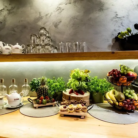 Zapotoczny 아파트호텔