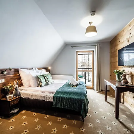 Zapotoczny 아파트호텔 3*