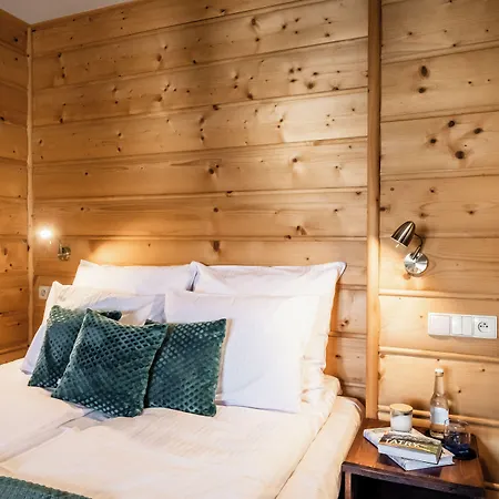 Zapotoczny 3* 자브