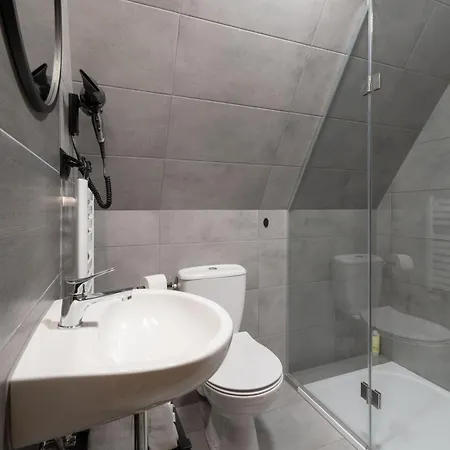 Zapotoczny 3* 자브